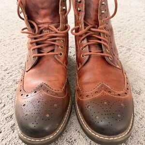 Men's Brown Leather Clarks Boots size 11 lace up